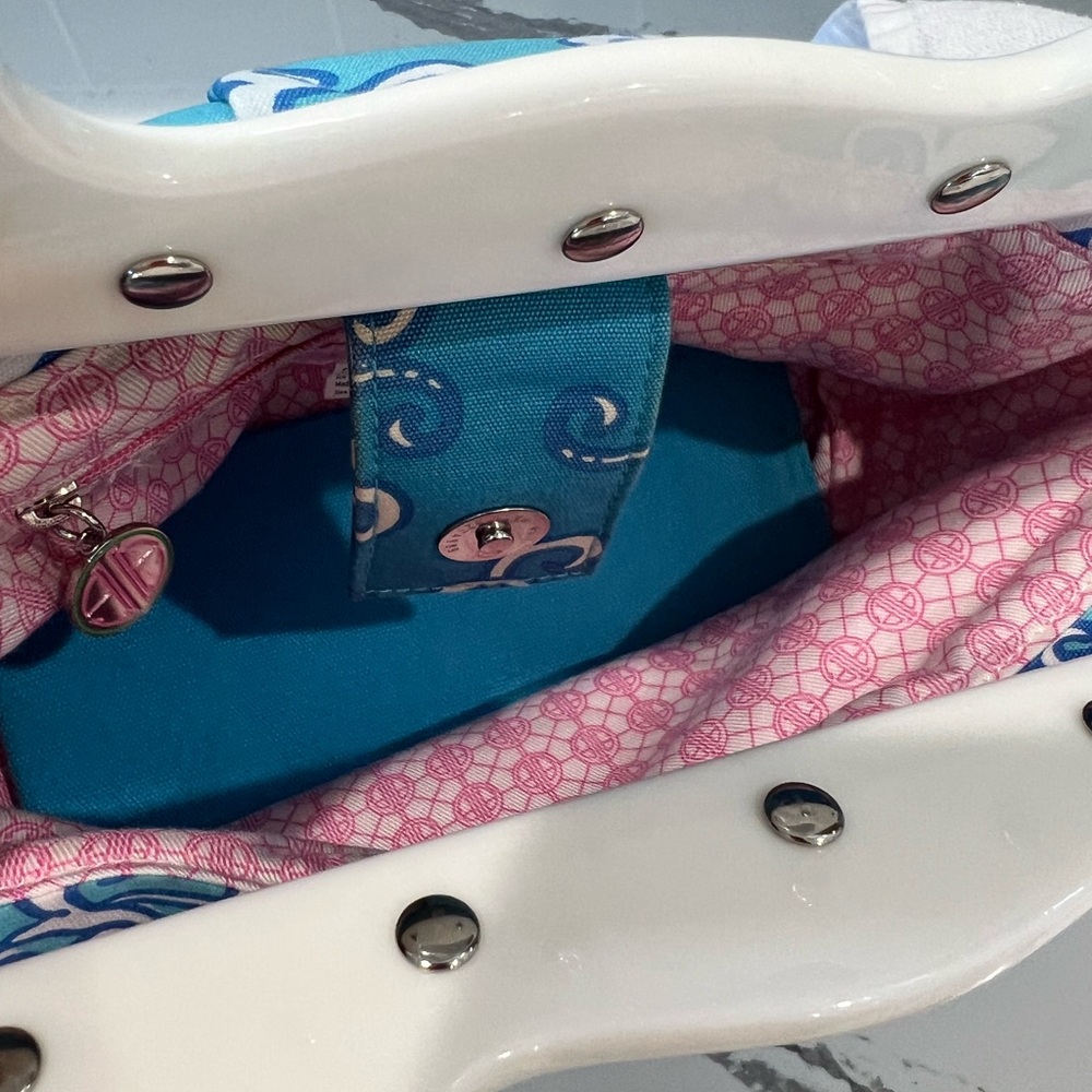 Vintage Lilly Pulitzer “un-Bermuda” bag in “making the rounds” - Picture 10 of 10
